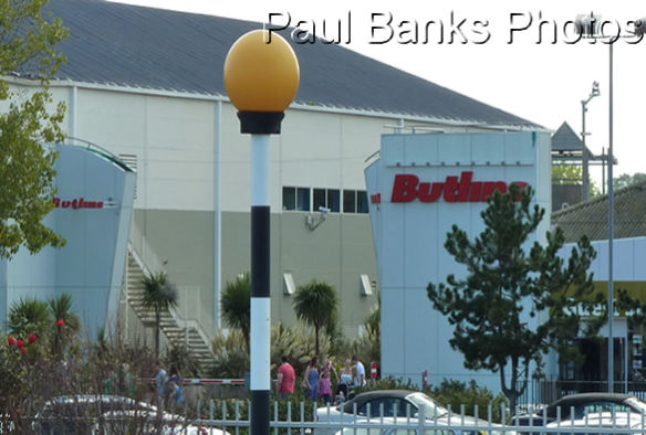 Paul Banks Photos - Butlins Minehead main entrance