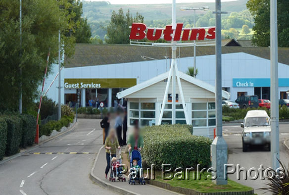 Paul Banks Photos - Butlins Minehead main entrance
