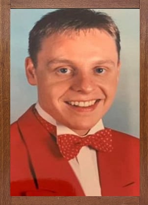 Lynne Bate ( was Willis)